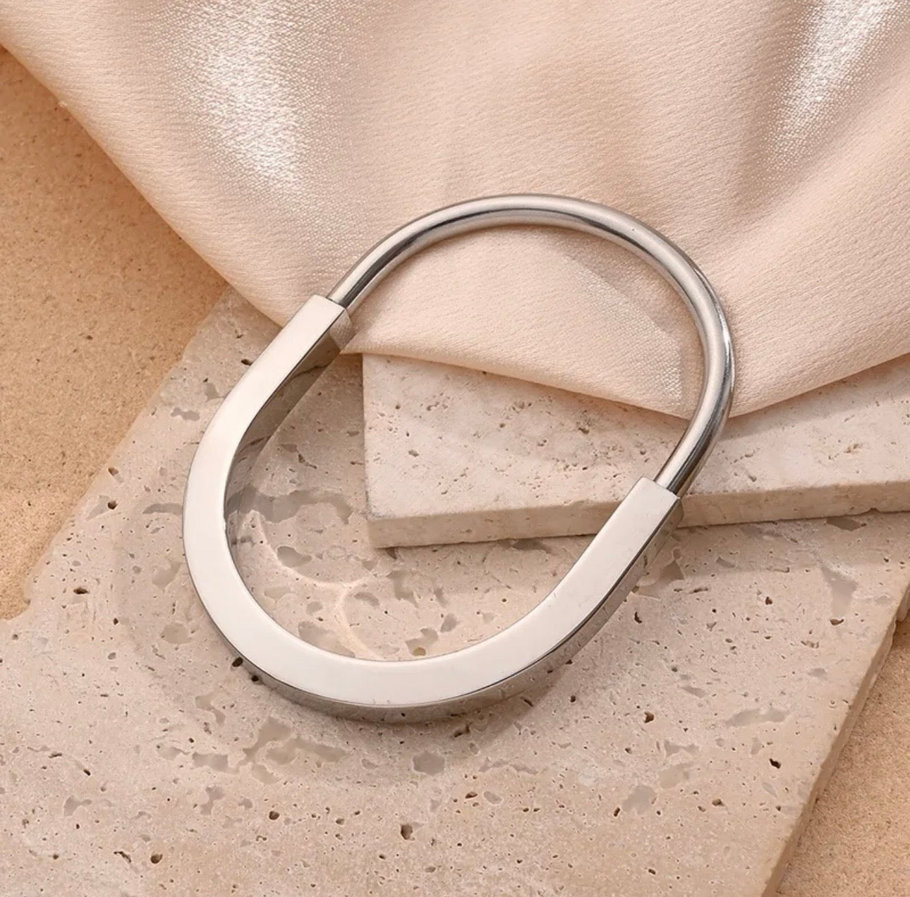 Pulcera Luck Plateada